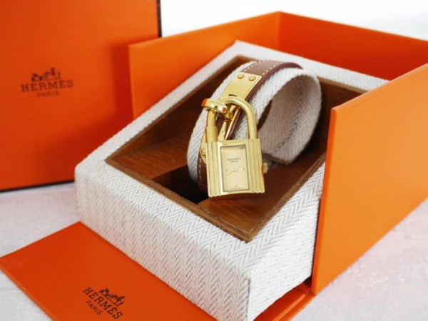 ceas hermes in cutie