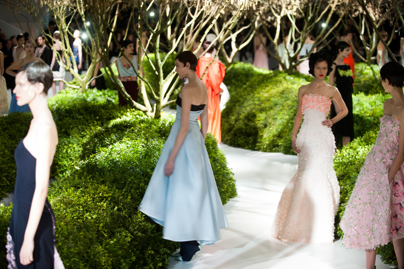 Dior Haute Couture primăvară/vară 2013 în câteva imagini