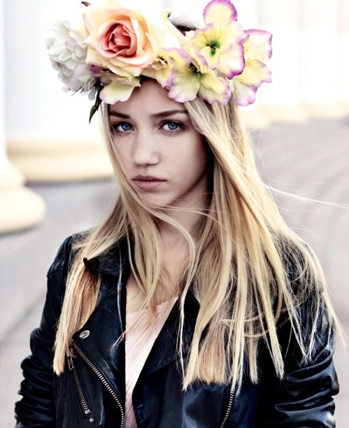 coroana cu flori