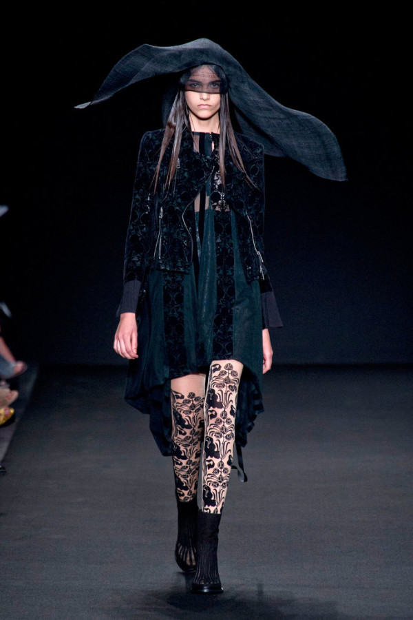 Ann-Demeulemeester-Spring-2014