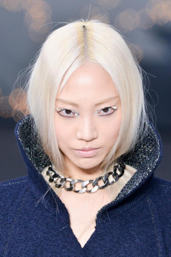 chanel-chain-choker