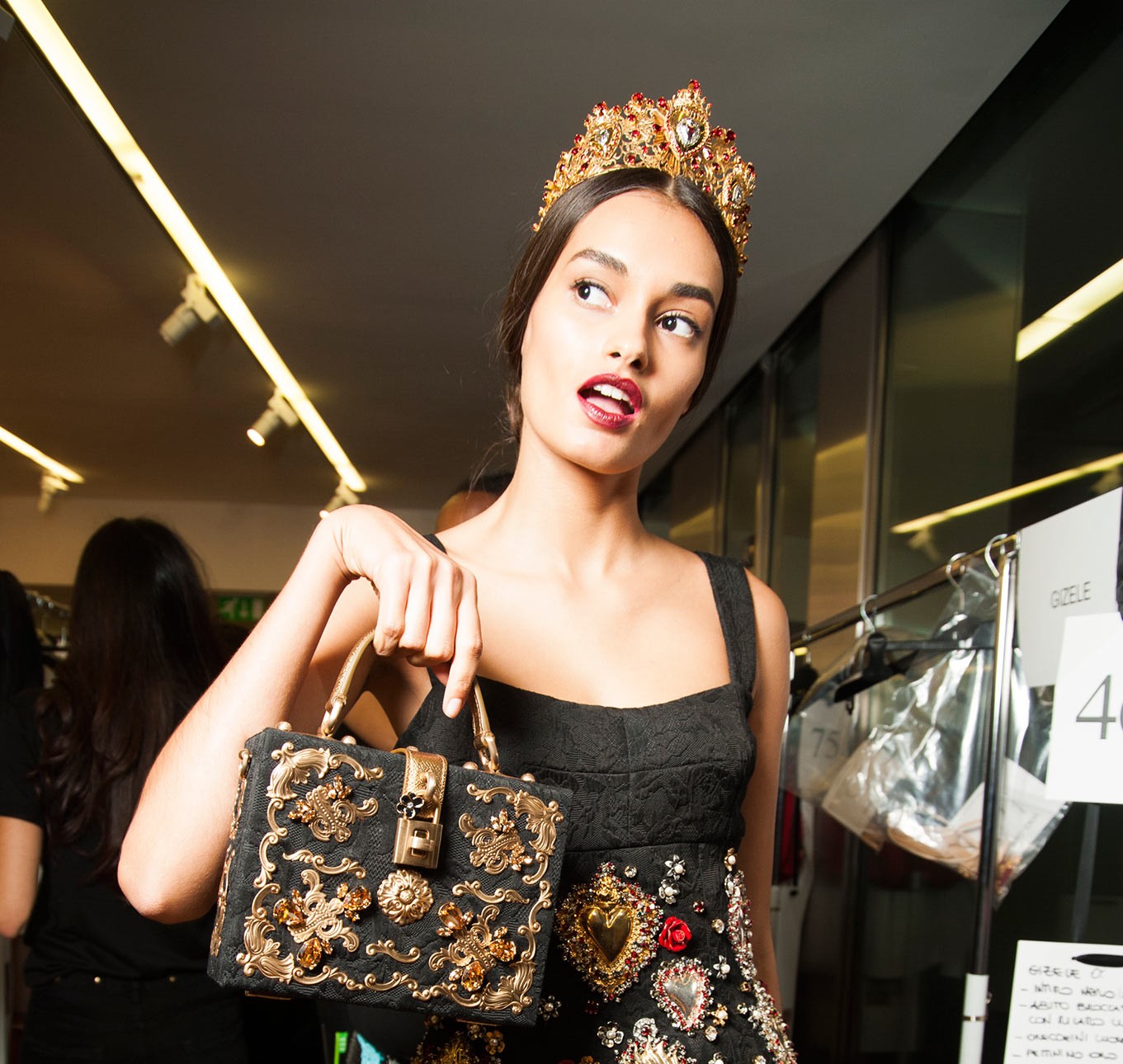 Beauty Report: Frumusețe siciliană-spaniolă la Dolce & Gabbana RTW 2015