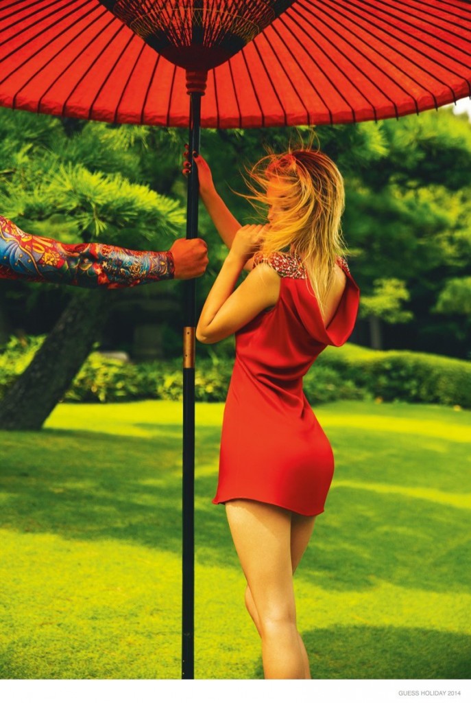 campanie_guess_de_sarbatori_2014_revista_civilizatia