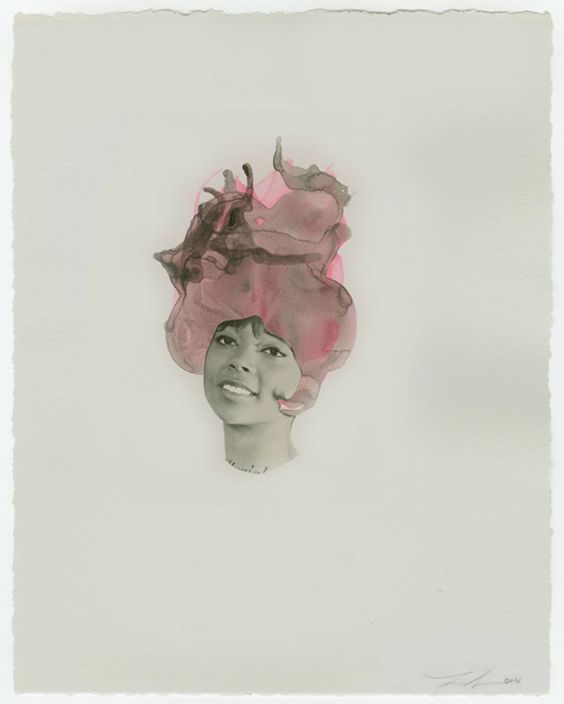 lorna-simpson-ebony-02