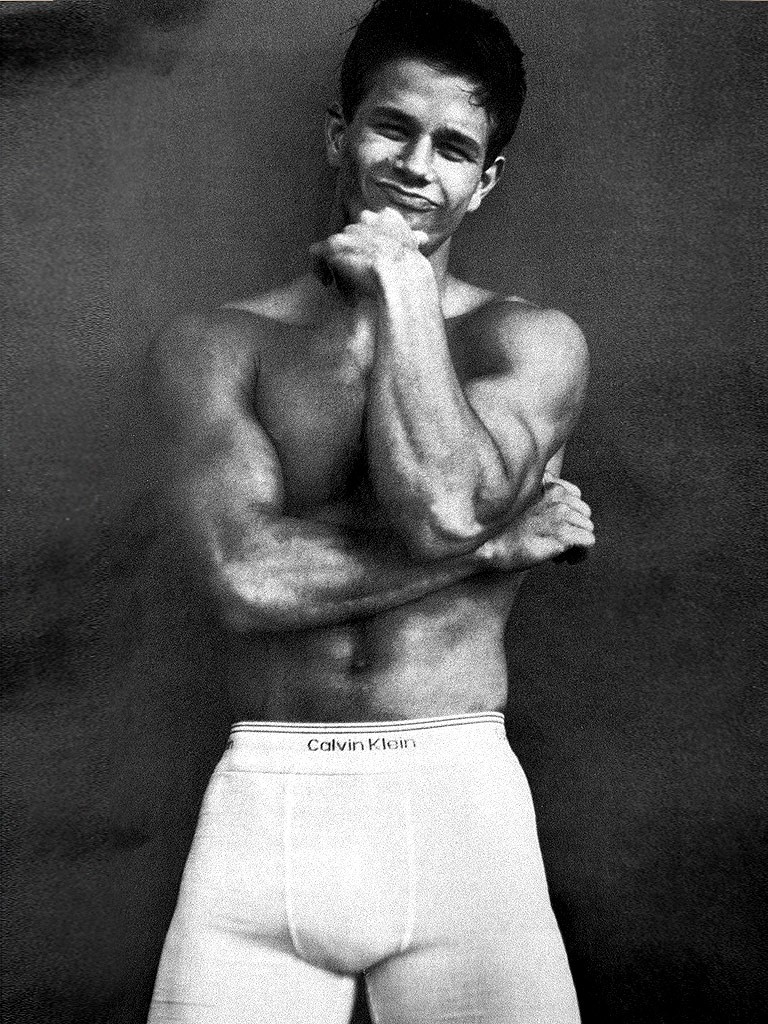 reclama calvin klein mark walhberg tbt