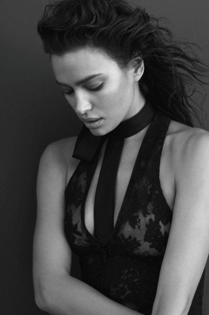 Irina Shayk – Harper's Bazaar China 