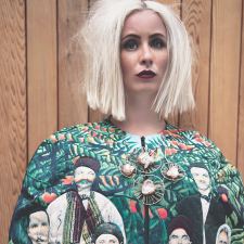 Pigeons & Peacocks faimoasa revistă londoneză publică un editorial fashion cu ținutele designerului român LANA