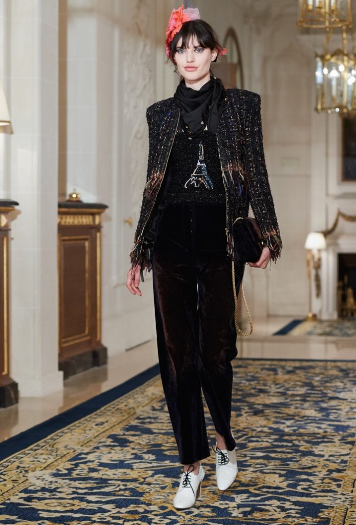 chanel-pre-fall-2017-runway39