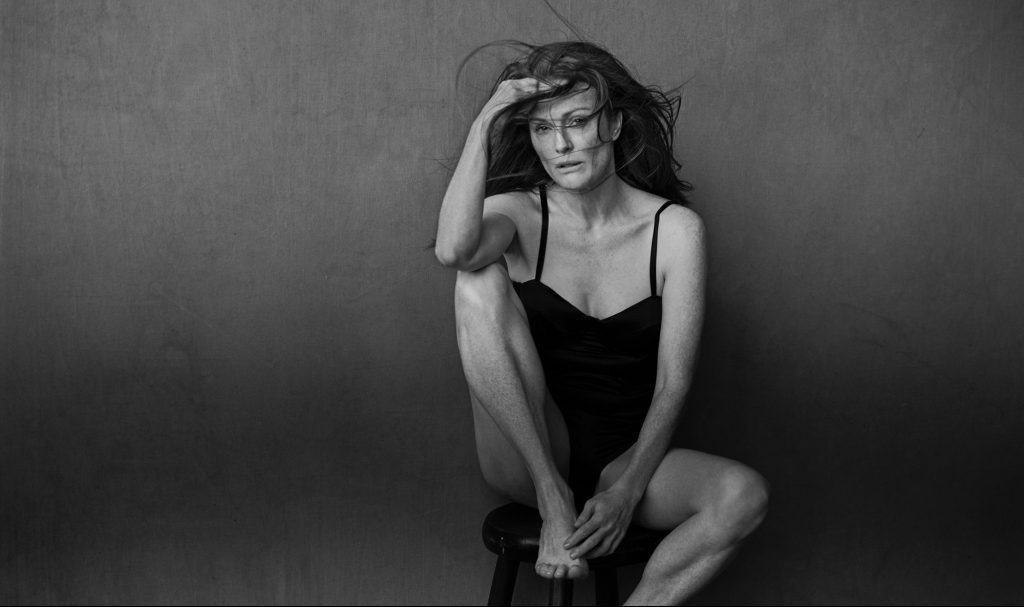 julianne_moore_calendarul_pirelli