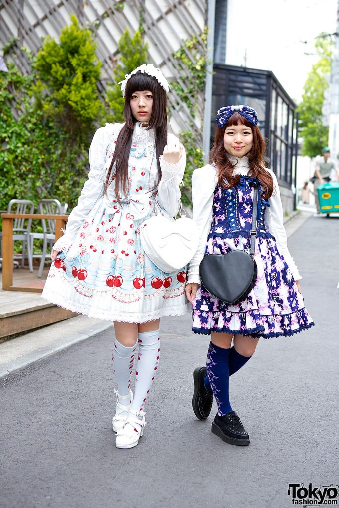 Lolita fashion este o subcultură a Japoniei