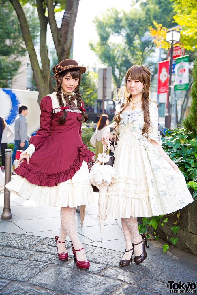 Lolita fashion este o subcultură a Japoniei