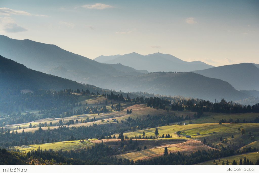 Munții Bârgăului