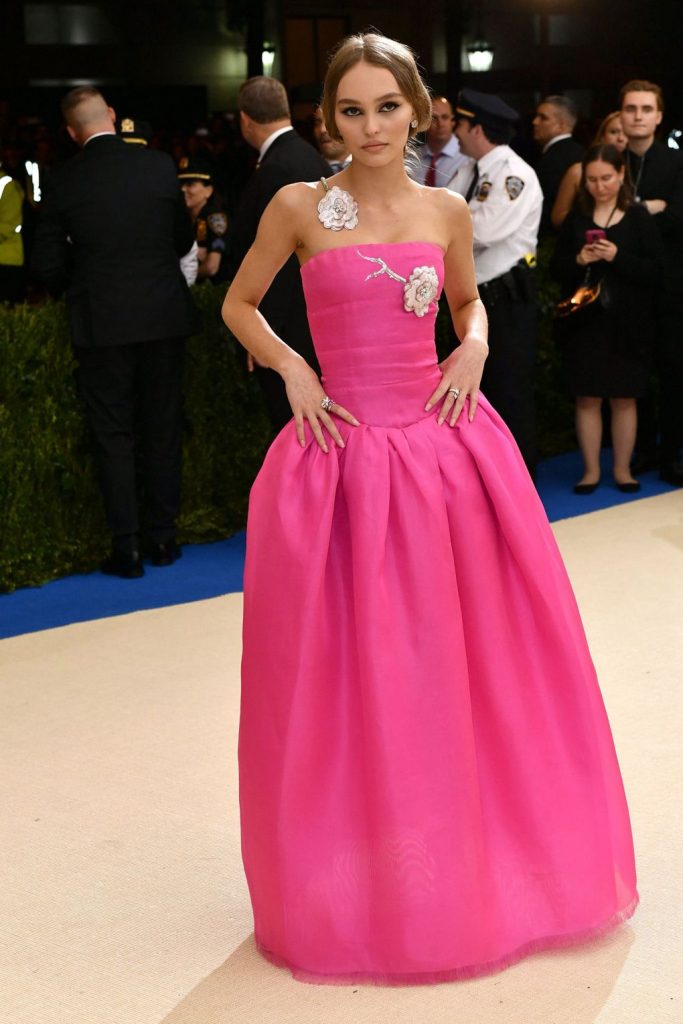 AVANGARDĂ pe covorul roșu al balului MET GALA 2017
