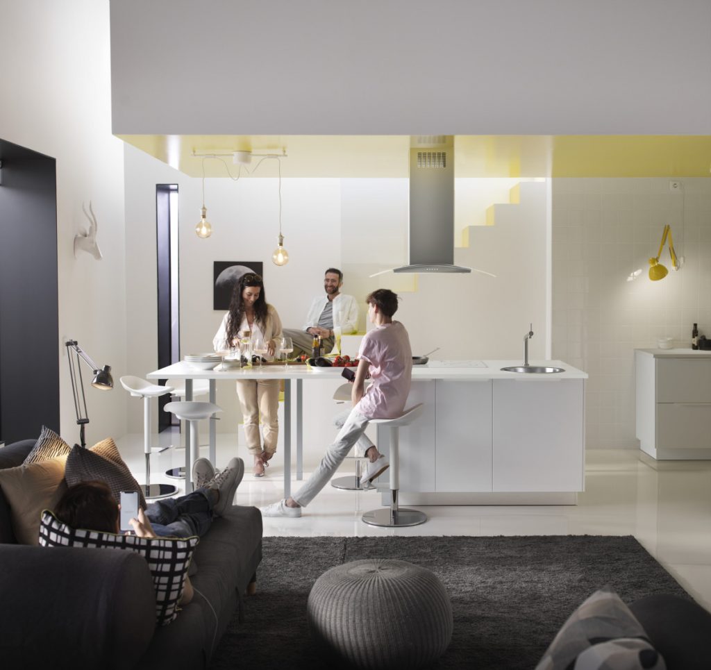 NOUL CATALOG IKEA ADUCE ȘI MAI MULTE POVEȘTI DESPRE ACASĂ
